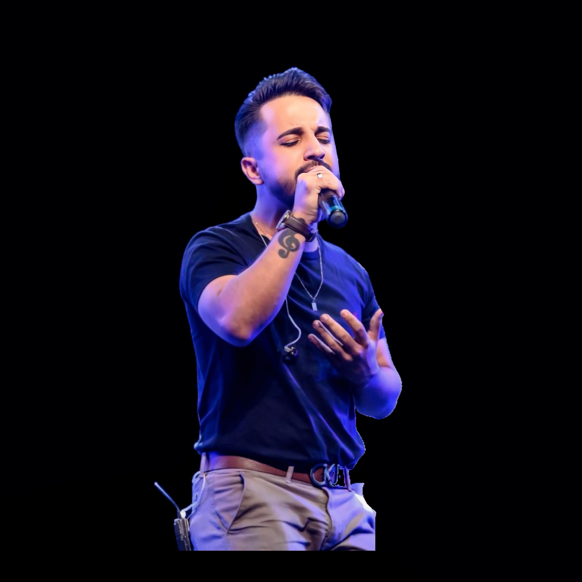 Brener Coelho com violão